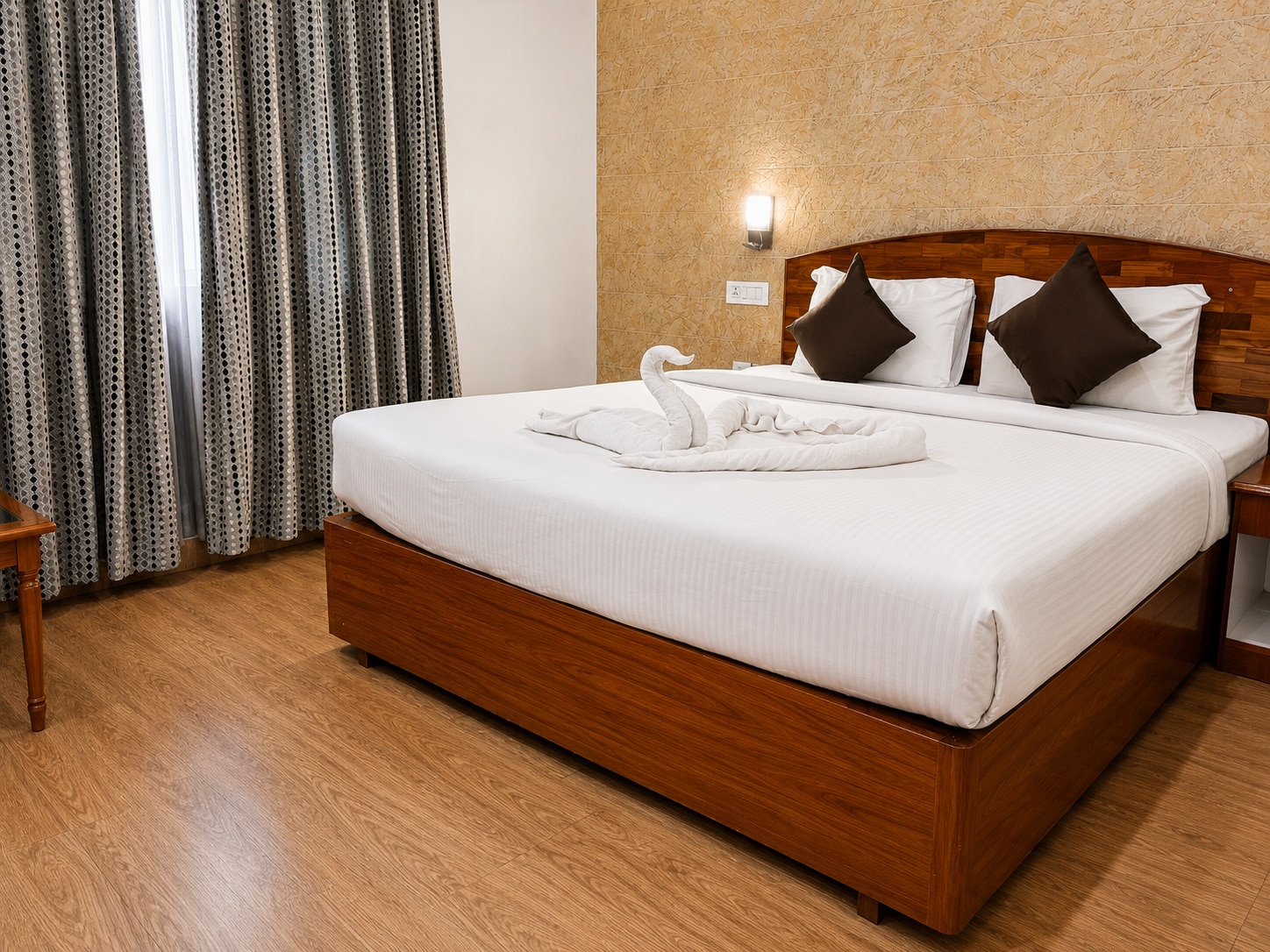 Quality Airport Hotel - Tap to explore photos