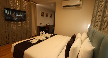 AAIR hotel and resorts Room Type - Suite Room With Air Conditioning