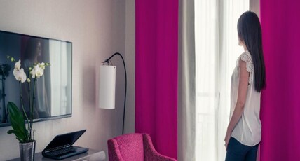 Mercure Paris Tour Eiffel Grenelle Room Type - Privilege Room with 1 double bed Mercure Paris Tour Eiffel Grenelle Room Type - Privilege Room with 1 double bed
