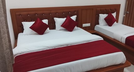 Raj Niwas Resort Room Type - Premium Suite