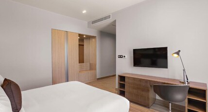 Barcelo Hotel & Residences, Bahrain Room Type - Deluxe