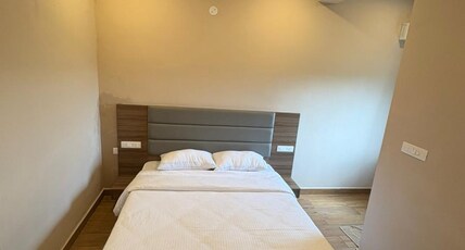 Nandi Food Plaza Room Type - Deluxe Room