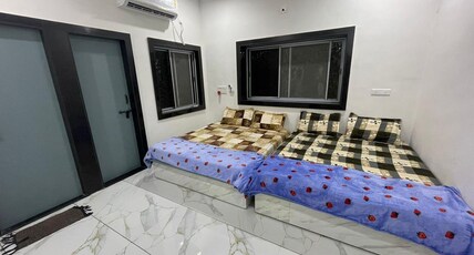 Jogi Homestay Room Type - Four Bad room With Balcony