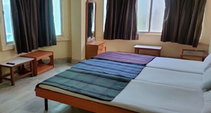 Hotel Shree Chaitanya Room Type - Executive Room