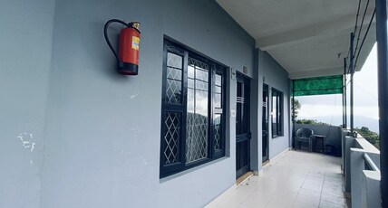 Hotel Kanishka Near Mukteshwar Dham Room Type - Bedroom 5