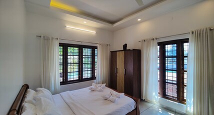 Anns Ville Homestay Room Type - A Deluxe Room AC