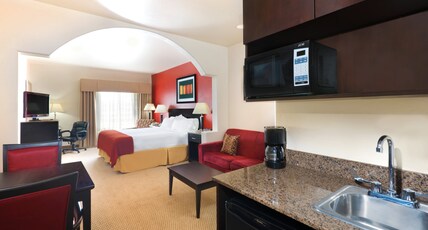 Holiday Inn Express Hotel & Suites Casa Grande Room Type - 1 King Suite Addl Living Area Sofa Bed