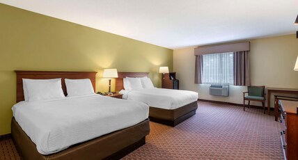 Best Western York Inn Room Type - 2 Queen Beds, Non-Smoking, High Speed Internet Access, Refrigerator, Coffee Maker, Iron And Ironing 