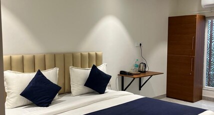 Hotel Mangalam Regency Room Type - Super Deluxe Room