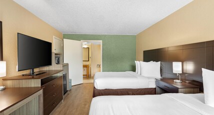Best Western Space Shuttle Inn Room Type - Accessible - 2 Double, Mobility Accessible, Roll In Shower, Parsons Table With Chairs, Non-Smoking, Best Western Space Shuttle Inn Room Type - Accessible - 2 Double, Mobility Accessible, Roll In Shower, Parsons Table With Chairs, Non-Smoking,