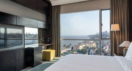 Radisson Blu Hotel & Residence, Maputo Room Type - Suite - Sea View