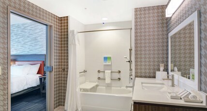 Home2 Suites by Hilton Grand Junction Northwest Room Type - 2QN MOB HR ACC TUB STUDIO