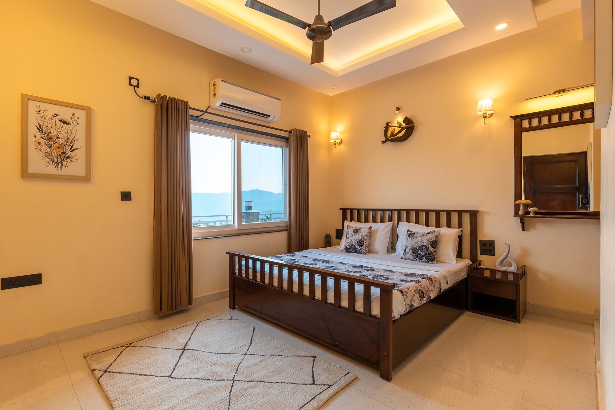 Peace Stay - Room in a Villa  Bhimtal, Nainital - Tap to explore photos