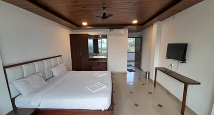 Hotel Valley Wood Room Type - Valley View Superior Suite Room