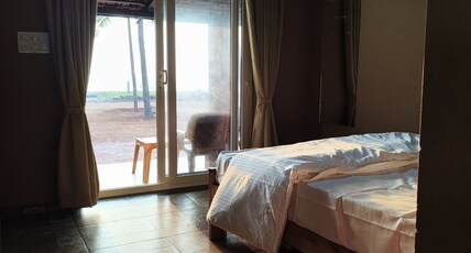 Agastya Beach House Room Type - Studio Room 001