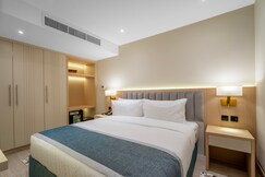 Grand Ambassador Hotel