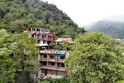 Rooms of Hill Top Swiss Cottage