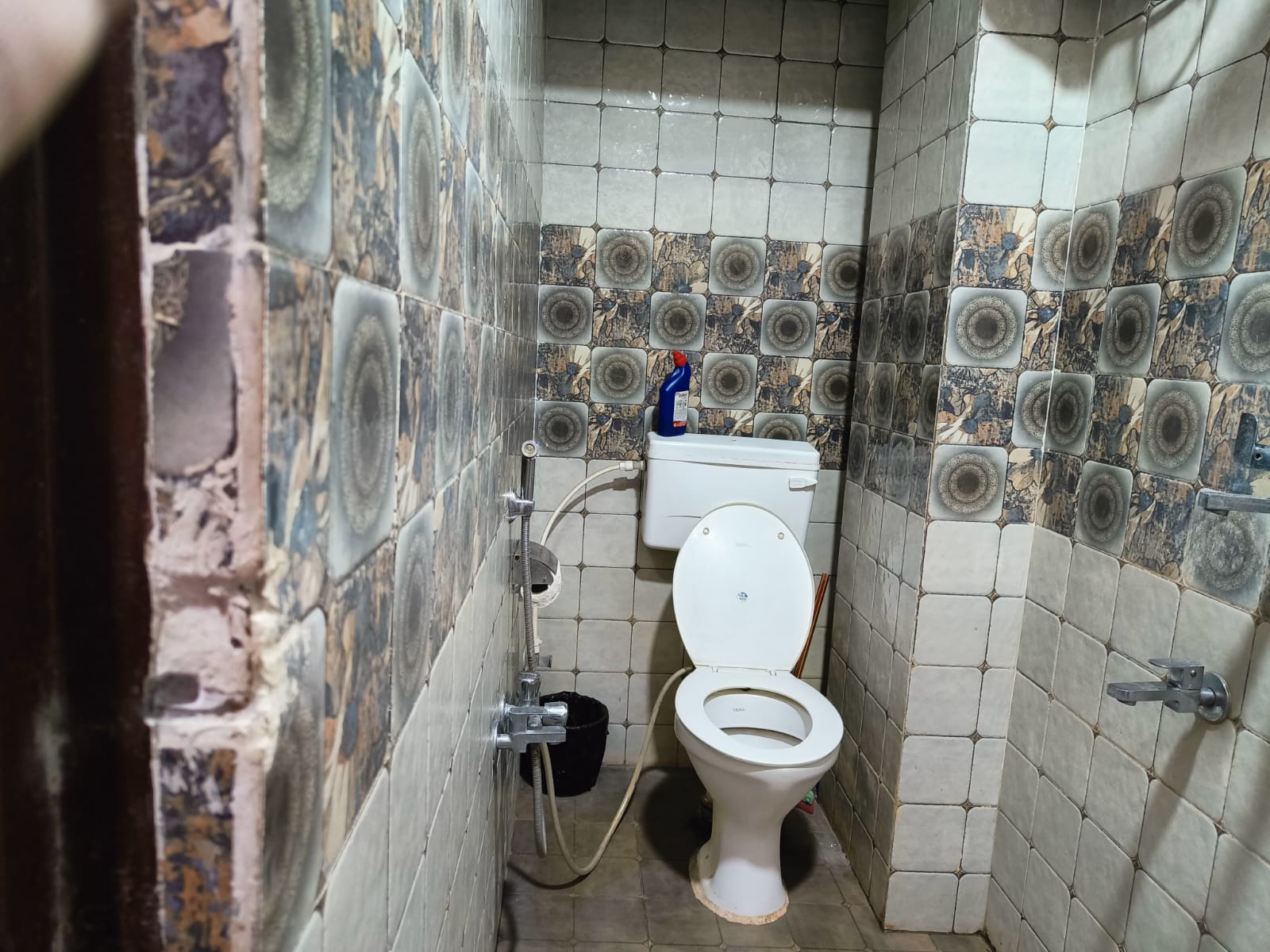 Maa Durga Inn | Near Kashi Vishwanath Temple - Tap to explore photos