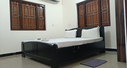 Stay Inn Guest House Room Type - Deluxe Room