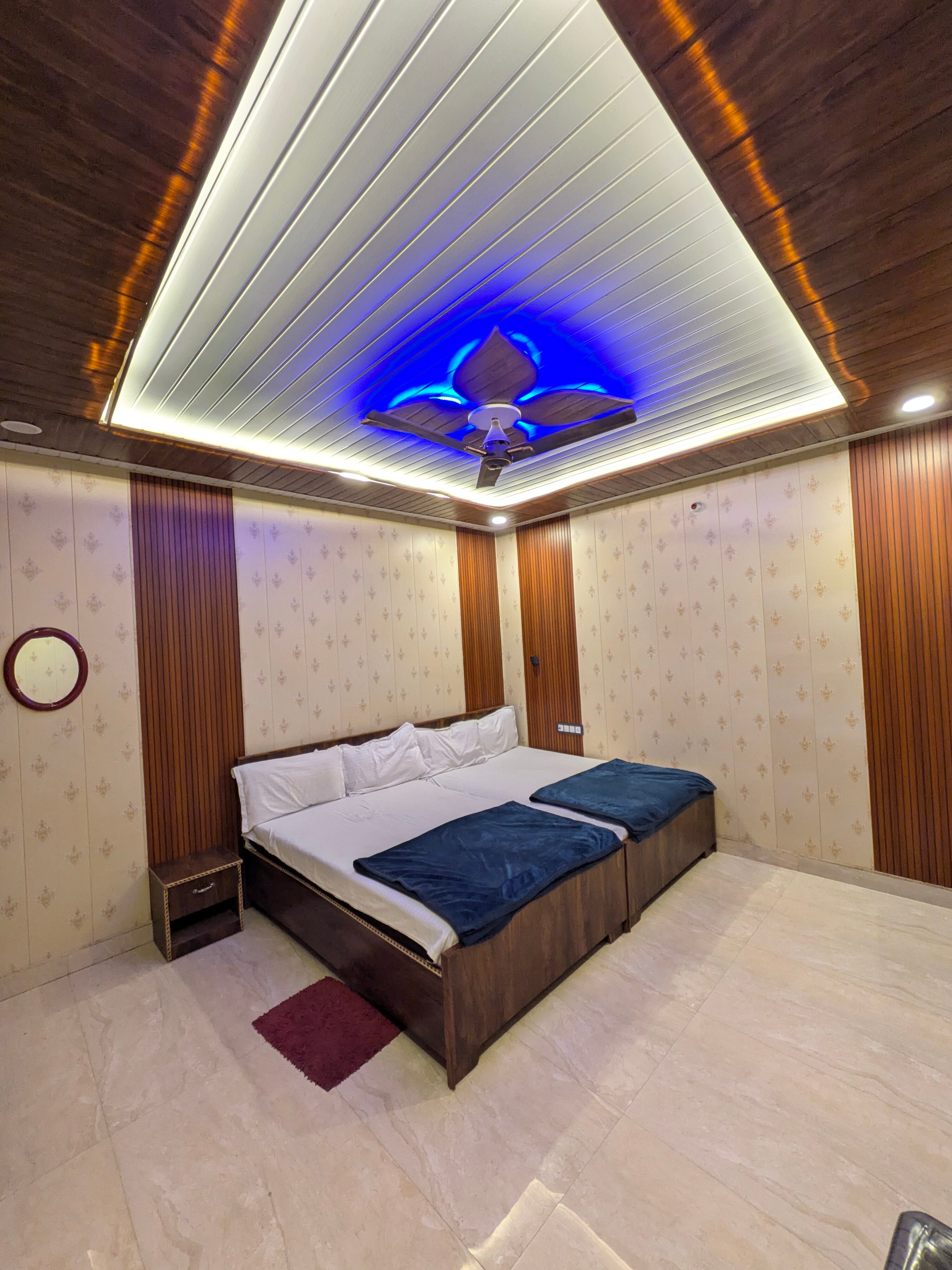Anokha guest House - Tap to explore photos