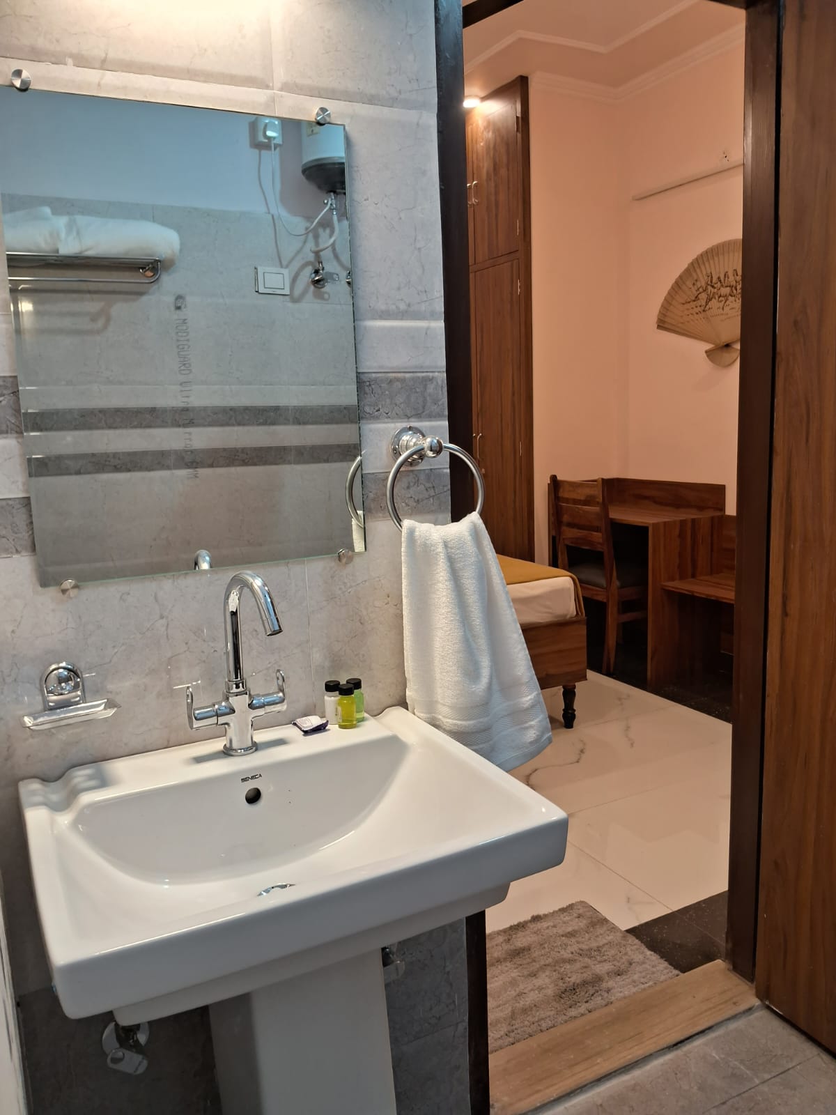 Tordi House 4BHK Appartment - Tap to explore photos