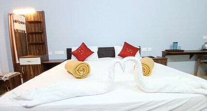 Veera Residency Room Type - Deluxe Room