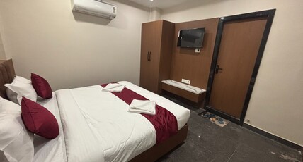 Hotel Sayari Inn Room Type - Deluxe Room