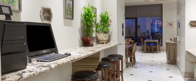 Ramada by Wyndham Flushing Queens