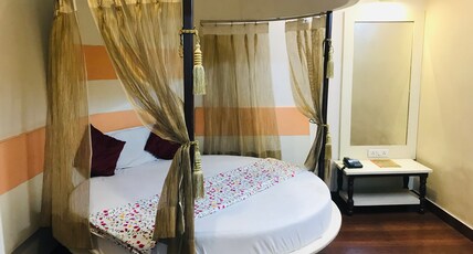 Chandra Vilas Hotel Room Type - SPL COUPLE ROOM