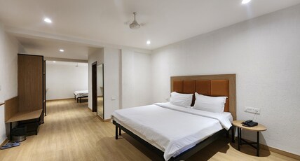 Hotel Mansar near Raghunath Temple Room Type - Premium Family Room