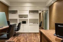 Hawthorn Suites By Wyndham