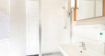 ibis Leipzig Nord Ost Room Type - Standard Room with twin beds featuring the new sleep easy concept