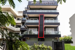 Super Townhouse 158 Near Netaji Subhash Marg Near Appu Ghar