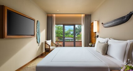 Taj Ganga Kutir Resort & Spa, Raichak Room Type - Deluxe Duplex with Jacuzzi
