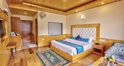 Phalguny by Mountain Cliffs Room Type - Luxury Room (Valley view and with Private Balcony)