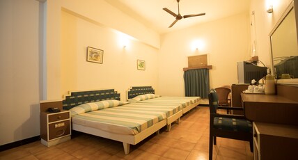 HOTEL SAMUDRA Room Type - AC Family Room (Four Pax, 2nd Floor, No View)