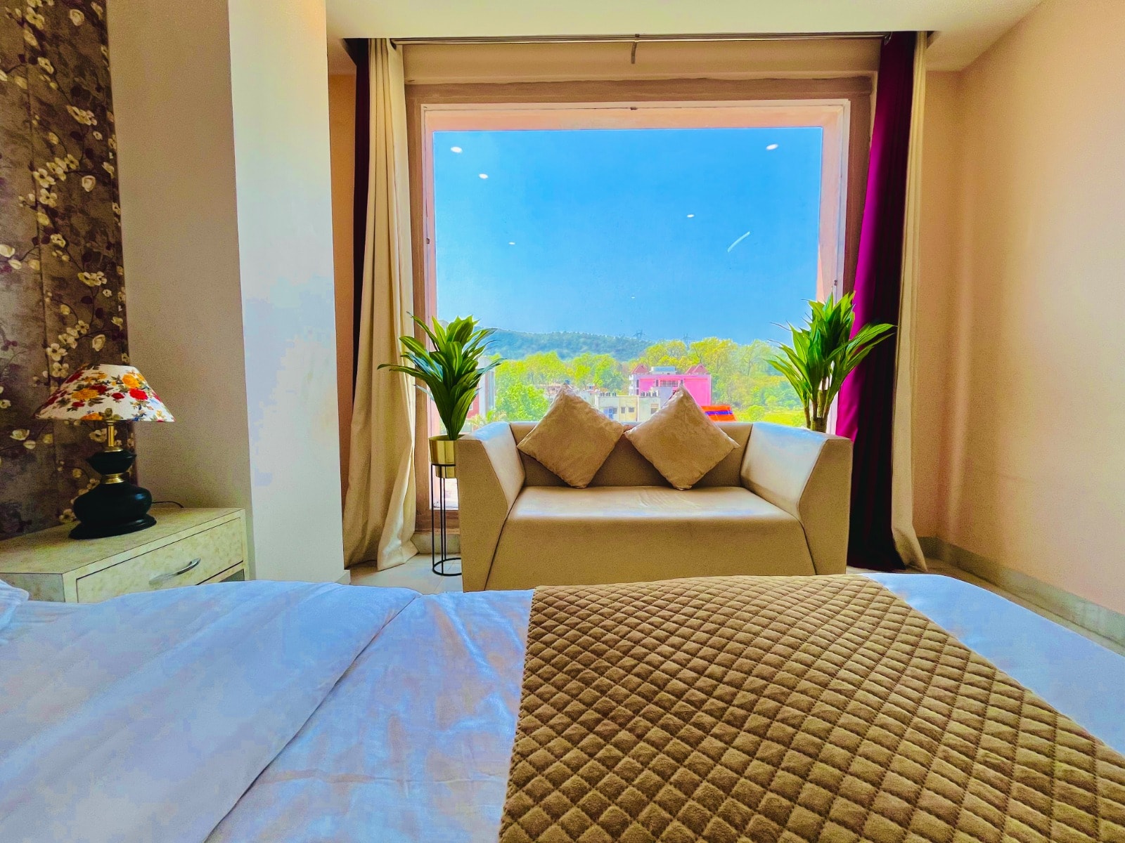 Ektham Hotels - Tap to explore photos