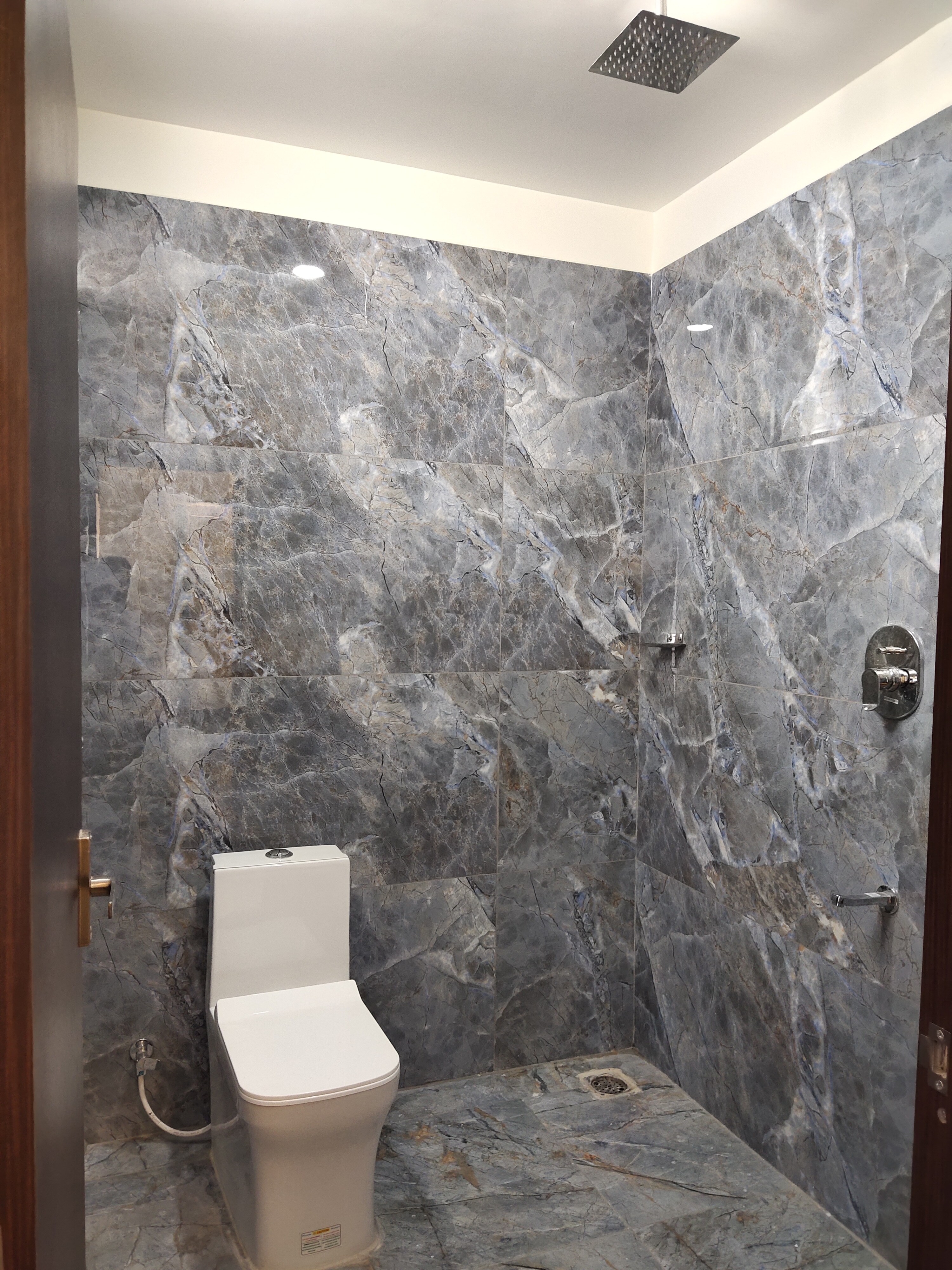 Santhi Residency - Tap to explore photos