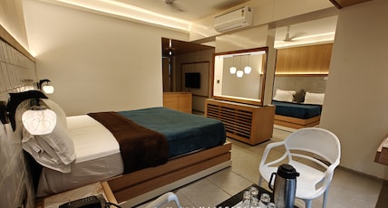 Hotel Raaj Kamal (600 Meter From Nakki Lake) Room Type - FAMILY SUITES AC ROOM WITH COURTYARD VIEW(Only For Families And Couples) Hotel Raaj Kamal (600 Meter From Nakki Lake) Room Type - FAMILY SUITES AC ROOM WITH COURTYARD VIEW(Only For Families And Couples)