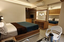 Hotel Raaj Kamal (600 Meter From Nakki Lake)