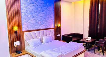Sky Ring Hotel & Resort Room Type - Elegance Room