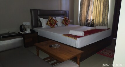 Pabitra Jamuna Room Type - Luxury Premium Room