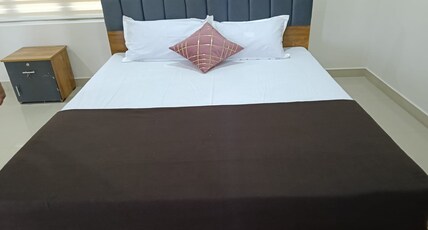 AMANA RESIDENCY Room Type - Standard AC Room