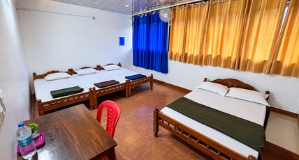 Green Land Home Stay Room Type - Budget Room 5 Adults