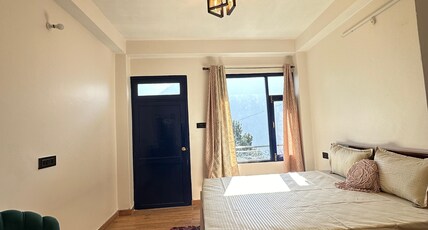 Whistling Pines Homestay Room Type - Family suite