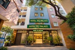 Hotel Tej Palace near Delhi IGI Airport