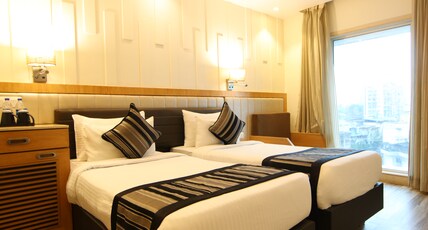 Hotel Cliffton Room Type - Executive Twin Bed Room