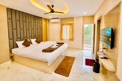 Address of J.R grand palace hotel