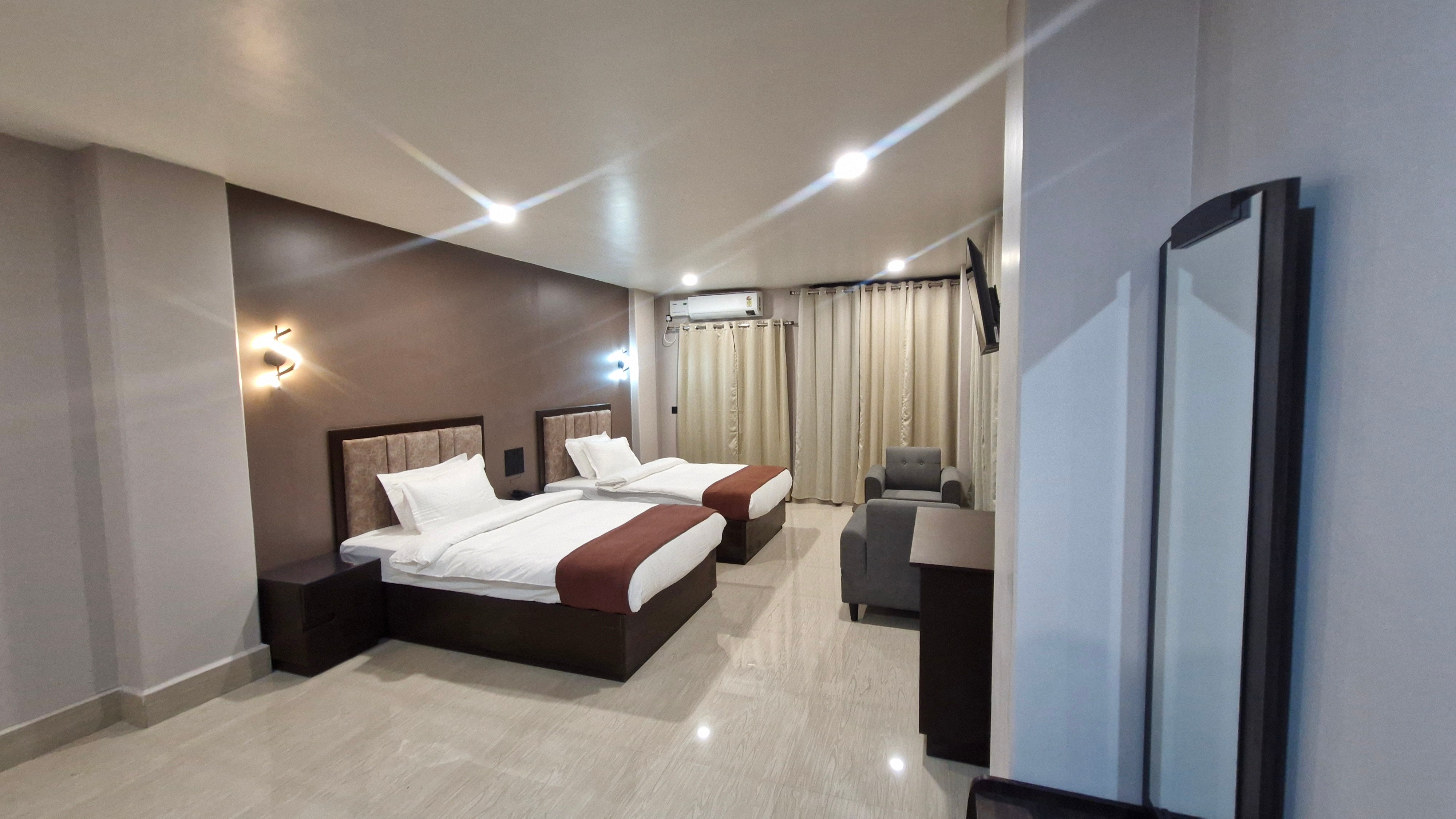 Hotel Delano - Tap to explore photos