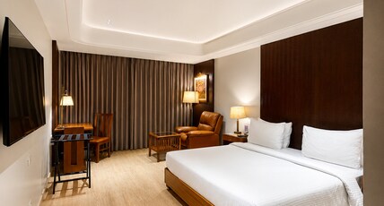 Regenta Central Klassik Room Type - Superior Room